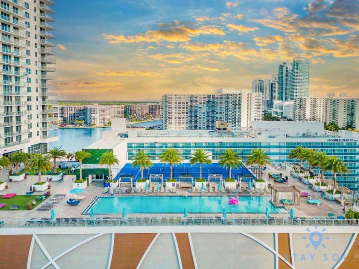 Appartamento Bayview Luxury: 3Br Pools Oceanfront Amenities Hollywood Esterno foto