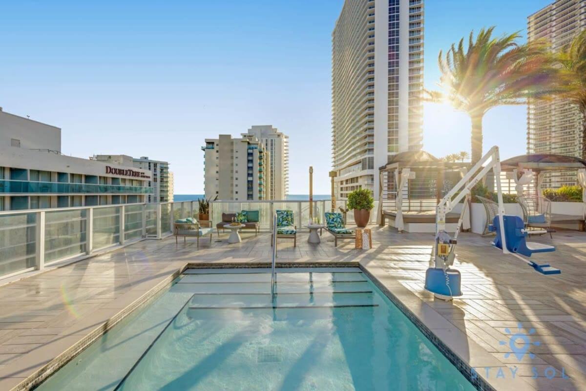 Appartamento Bayview Luxury: 3Br Pools Oceanfront Amenities Hollywood Esterno foto