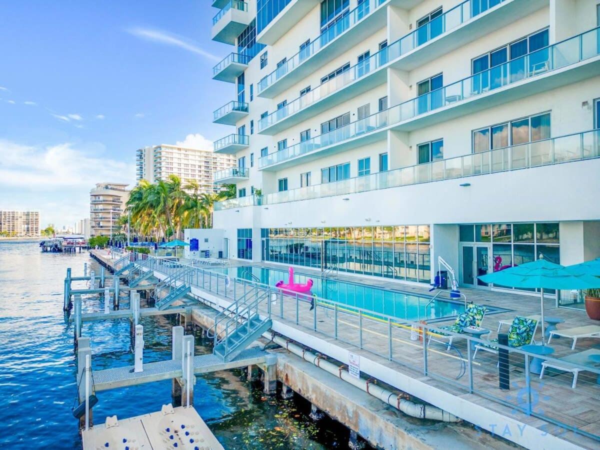 Appartamento Bayview Luxury: 3Br Pools Oceanfront Amenities Hollywood Esterno foto